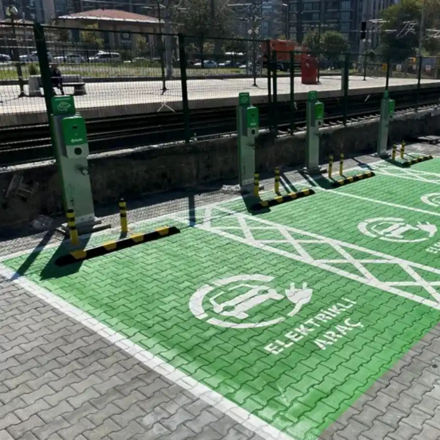 Elektrikli Araç Şarj İstasyonu Boyama