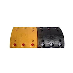 PPC Oval Hız Kesici Yol Kasisi 30 x 33 cm Reflektörlü